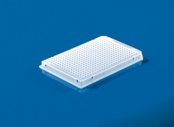 PCR-Plate 384 Well skirted for Lightcycler Brand