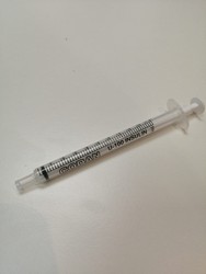 Single-use syringes for insulin / tuberculin / Insumed, ONCE / CODAN / PIC Solution