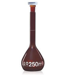 Volumetric flasks, BLAUBRAND®, class A, DE-M, Boro 3.3, with PP stopper, amber, USP batch certificate Brand